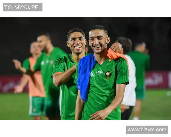 街头偶遇足球巨星瞬间 惊喜与激动交织成难忘回忆 街头偶遇足球巨星瞬间 惊喜与激动交织成难忘回忆